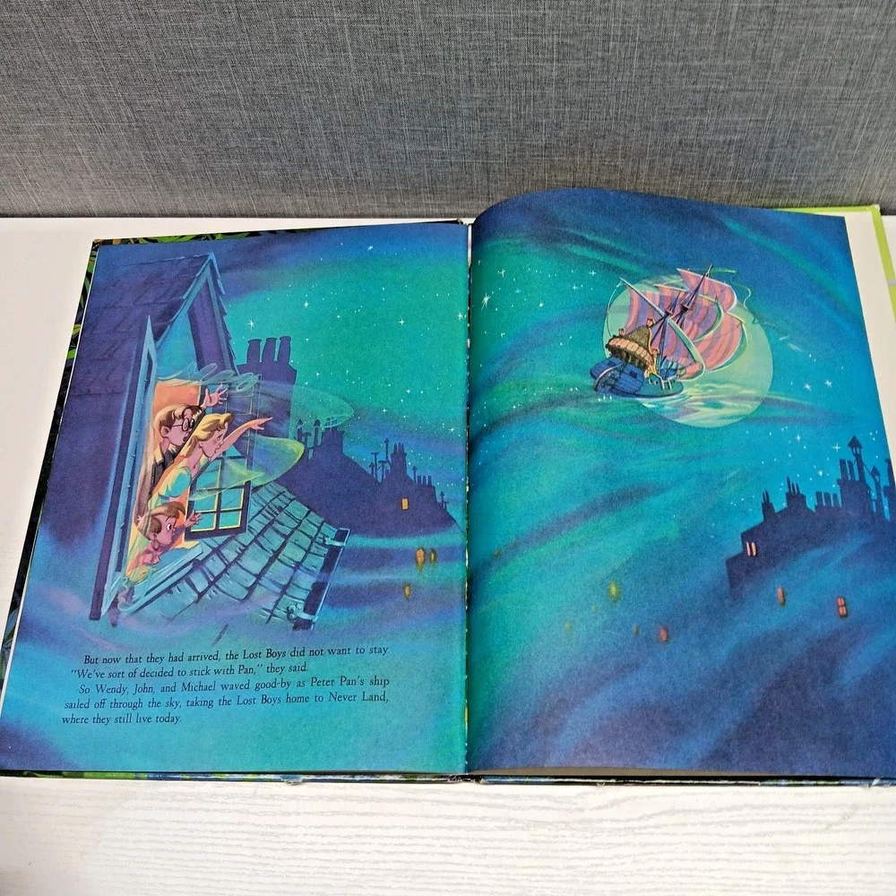 Vintage 1980 Walt‎ Disney Peter Pan Large Format Hardcover Book Golden Press 80s
